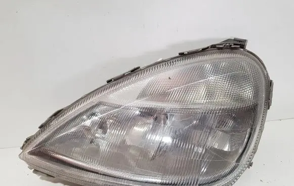Mercedes-Benz A W168 Headlight/headlamp A1688200961