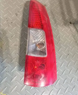 Volvo V70 Rear/tail lights