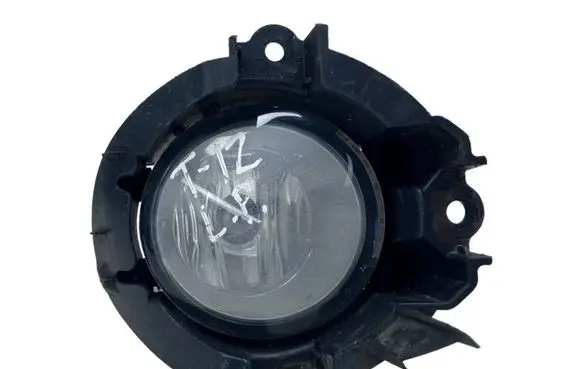 Toyota Avensis T250 Front fog light 812100D041 89206401