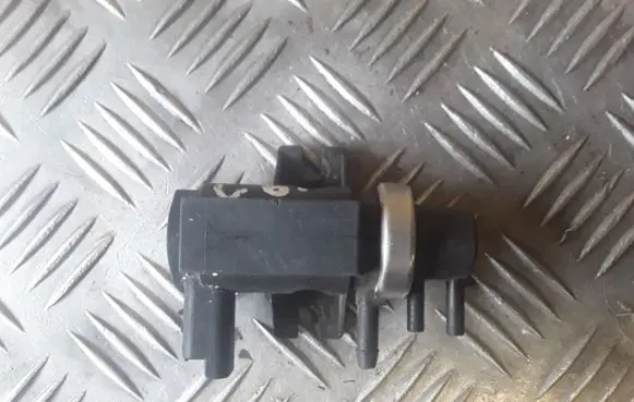 Peugeot 607 Turbo solenoid valve 4M5Q9E882AA 70051800