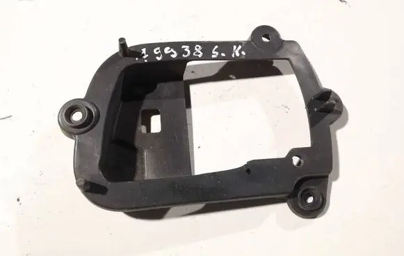 Mitsubishi Grandis Other exterior part mn134445