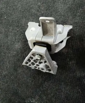 SsangYong Korando Engine mount vacuum valve 