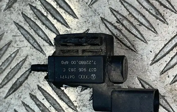 Audi A6 S6 C6 4F Turbo solenoid valve 037906283C 72288000 04T171