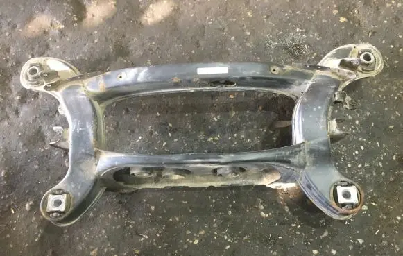 Mercedes-Benz SLK R172 Rear subframe 1723504001 160914