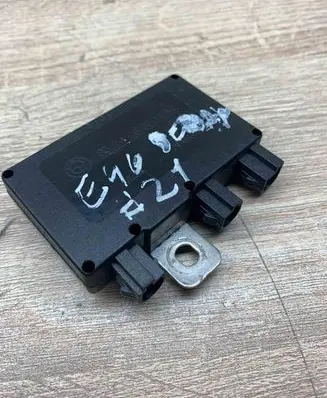 BMW 3 E46 Aerial antenna amplifier 8380944