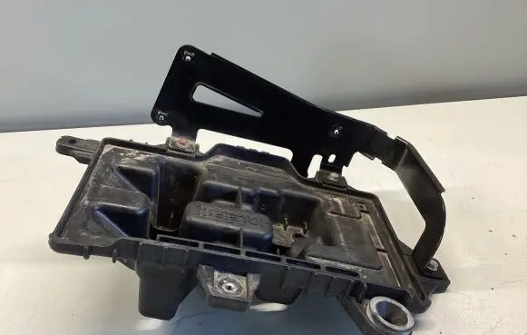 KIA Sportage Battery tray 37150F1500