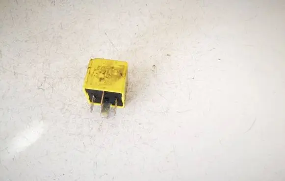 Ford Focus Other relay 93bg14n089b1b v23136-b1-x33