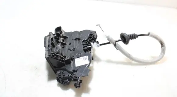 Skoda Fabia Mk4 (6VA) Front door lock