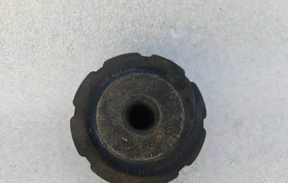 Audi A4 S4 B8 8K Rear coil spring rubber mount 8K0512149