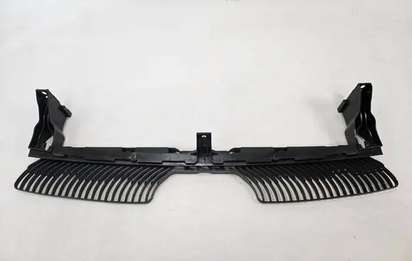 Volkswagen Tiguan Front bumper mounting bracket 5NN805705G