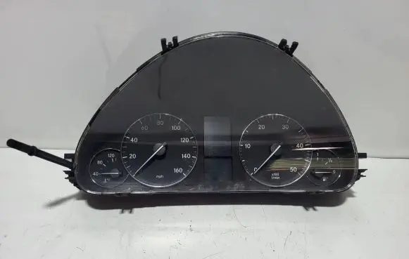 Mercedes-Benz C AMG W203 Speedometer (instrument cluster) A2035400848 1100802660