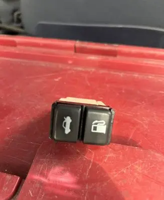 Lexus IS 220D-250-350 Fuel tank opening switch 156726