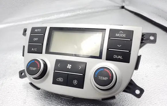 Hyundai Sonata Climate control unit 972502B732