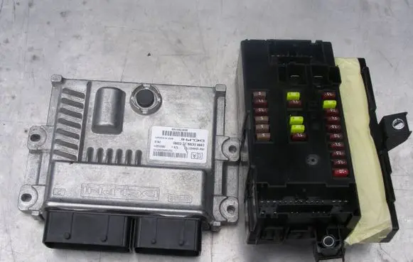 Peugeot Boxer Wing mirror control module 