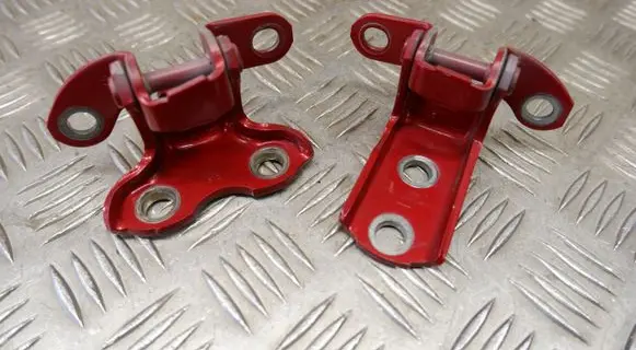 Rear door hinge set