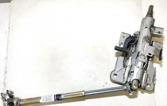 Peugeot 208 Steering wheel axle