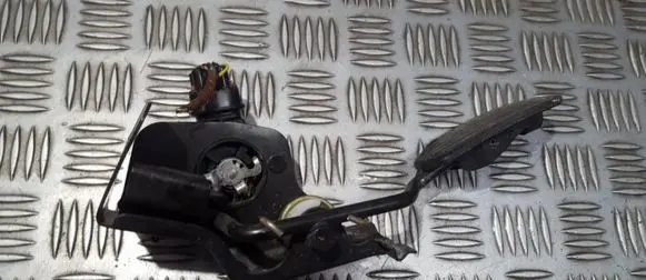 Porsche Cayenne (9PA) Accelerator throttle pedal