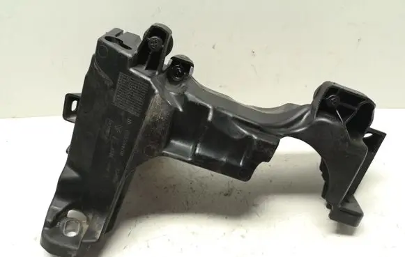Ford Mondeo MK IV Other engine bay part 9674482280