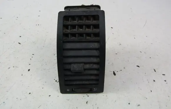 Volkswagen Polo Dash center air vent grill 