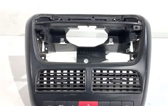 Fiat Doblo Dashboard side air vent grill/cover trim 735470943