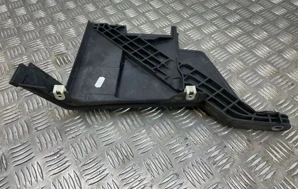 BMW 2 F45 Battery tray heat shield 7351482