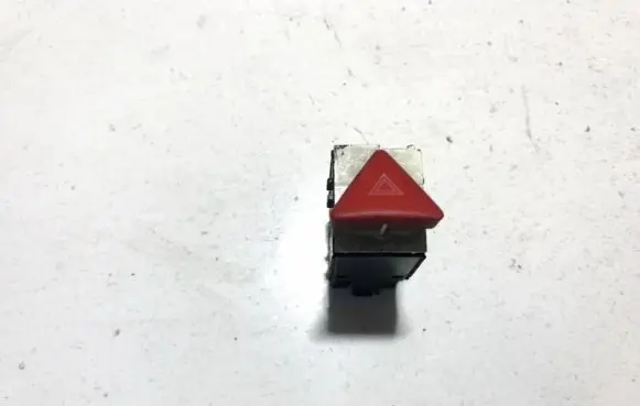 Volkswagen Jetta V Hazard light switch