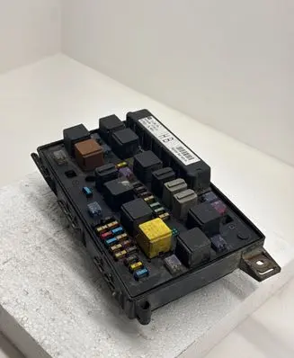 Opel Zafira B Fuse module 5DK00866838