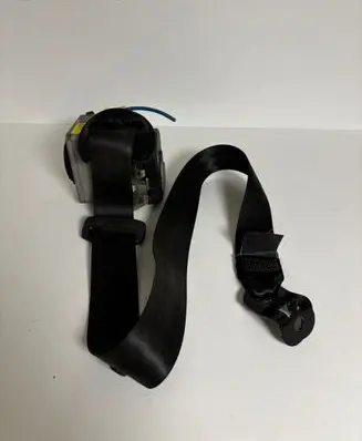 Seat Toledo II (1M) Front seatbelt 857705