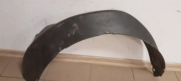 Volkswagen Polo II 86C 2F Front wheel arch liner splash guards 867809961