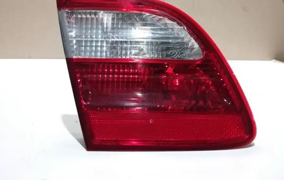 Mercedes-Benz E W211 Tailgate rear/tail lights A2118201364