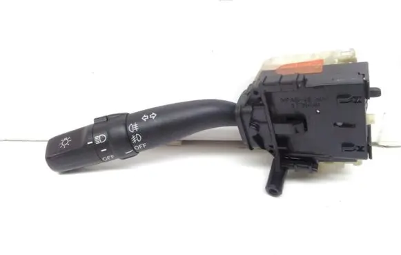 Toyota Avensis T250 Indicator stalk 173650B