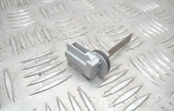 Interior temperature sensor