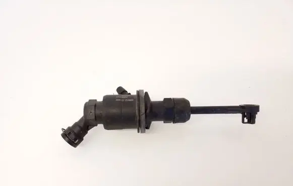 Nissan Note (E11) Clutch master cylinder 1240600 306101U600