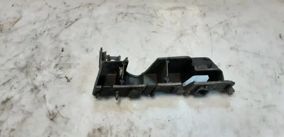 Audi A6 C7 Front bumper mounting bracket 4G0807284