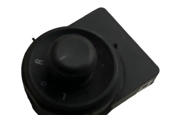 Opel Astra J Wing mirror switch