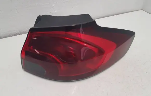 Opel Zafira C Rear/tail lights 39033315 428448700