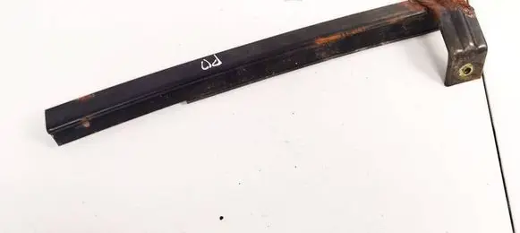 Hyundai Santa Fe Front door glass trim molding