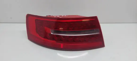 Audi A6 S6 C6 4F Rear/tail lights 4F5945095 322C 8939921