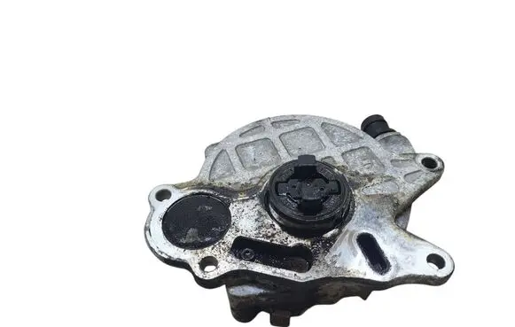 Volkswagen PASSAT B6 Vacuum pump 03L145100