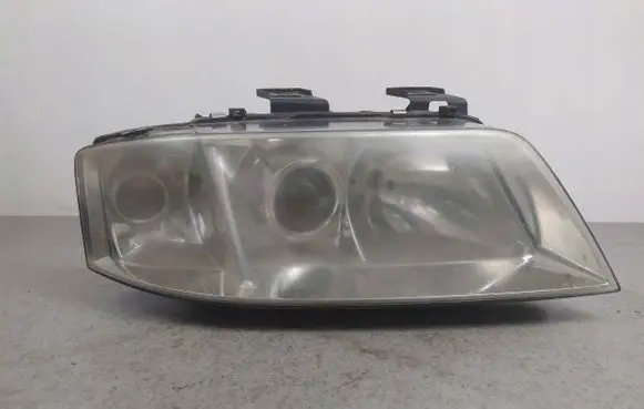 Audi A6 S6 C5 4B Headlight/headlamp 14846800
