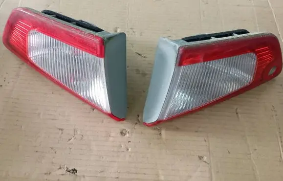 Mitsubishi Colt Tailgate rear/tail lights 98082303