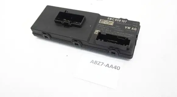 Volkswagen Golf VIII Tailgate/trunk control unit/module 5WC959107