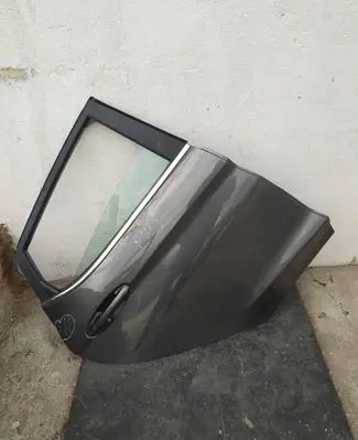 Ford Fiesta Rear door