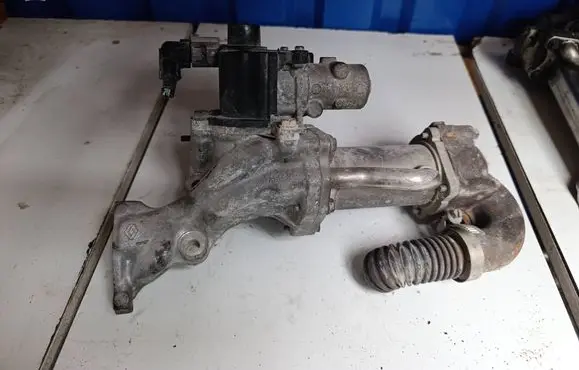 Renault Scenic II - Grand scenic II EGR valve 8200282949