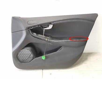 Volvo V40 Front door card panel trim 31363553 1319933