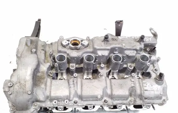 BMW 7 F01 F02 F03 F04 Engine head 7573940 7566286