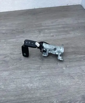 Skoda Octavia Mk2 (1Z) Ignition lock 1K0905865A 1K0905851B