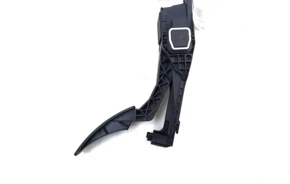 Mercedes-Benz R W251 Accelerator throttle pedal A1643000104