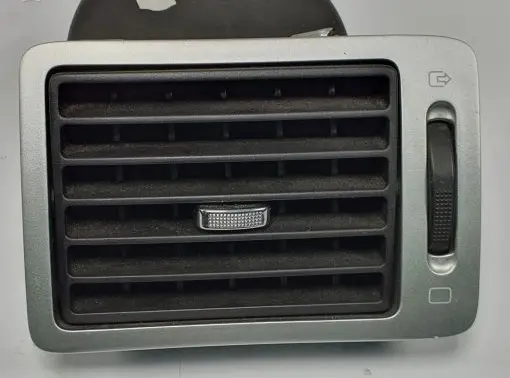 Peugeot 307 Dashboard side air vent grill/cover trim 9634498977