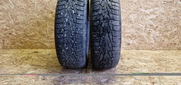 Citroen C3 R15 winter/snow tires with studs 